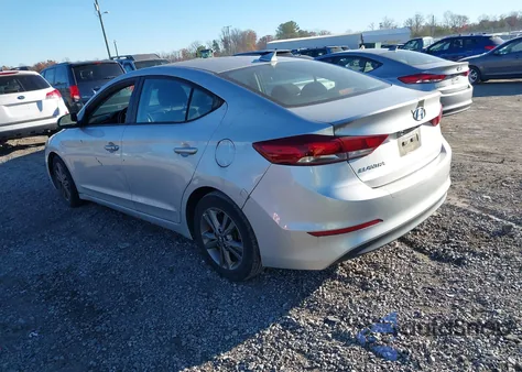 2018 Hyundai Elantra Value Edition z USA, uszkodzony, nr VIN 5NPD84LF1JH222312